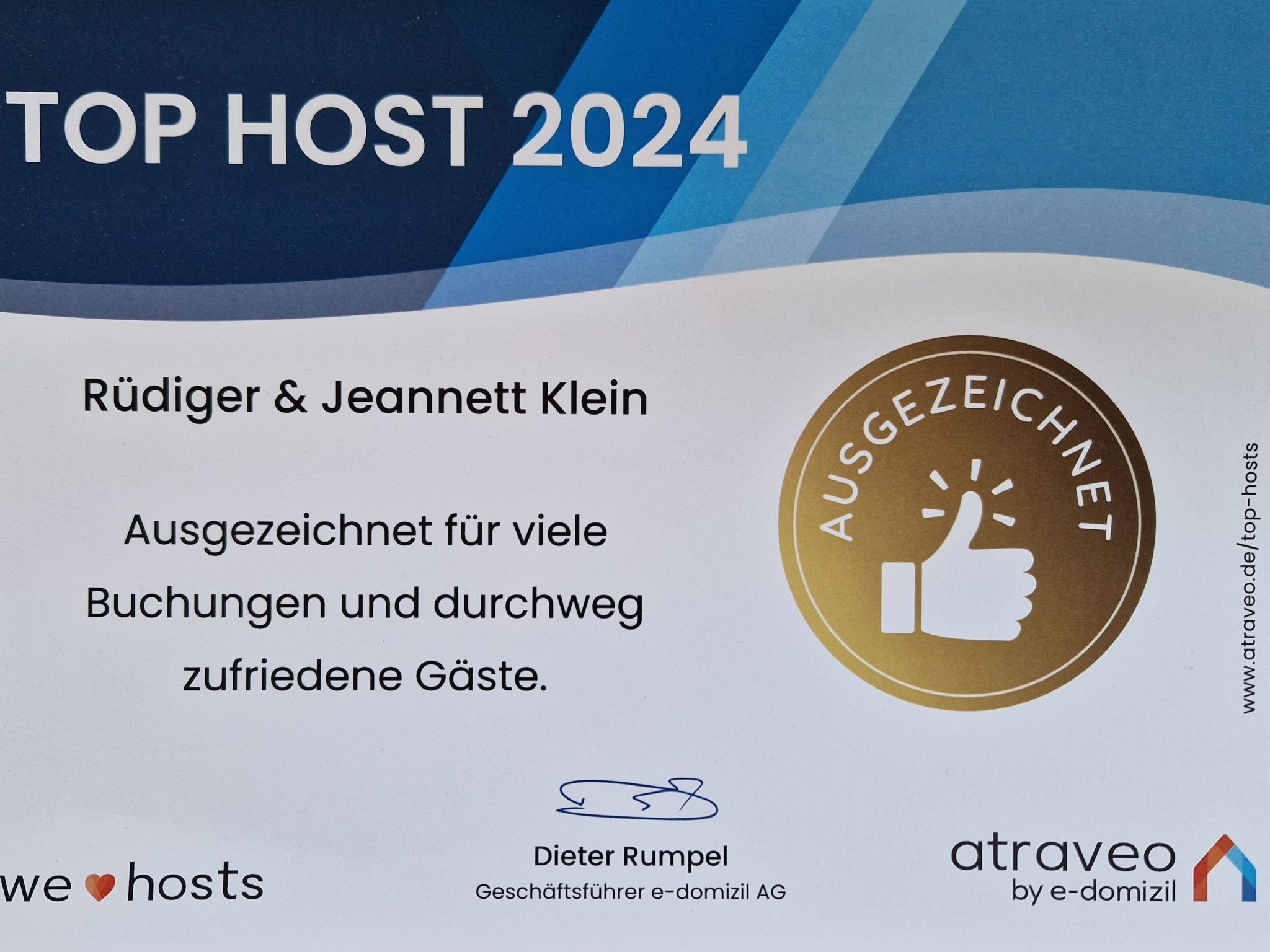 Mit Garten, Grill und Terrasse-Inside