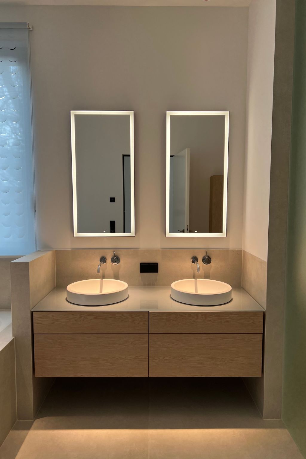 Modernes Einfamilienhaus-Drinnen