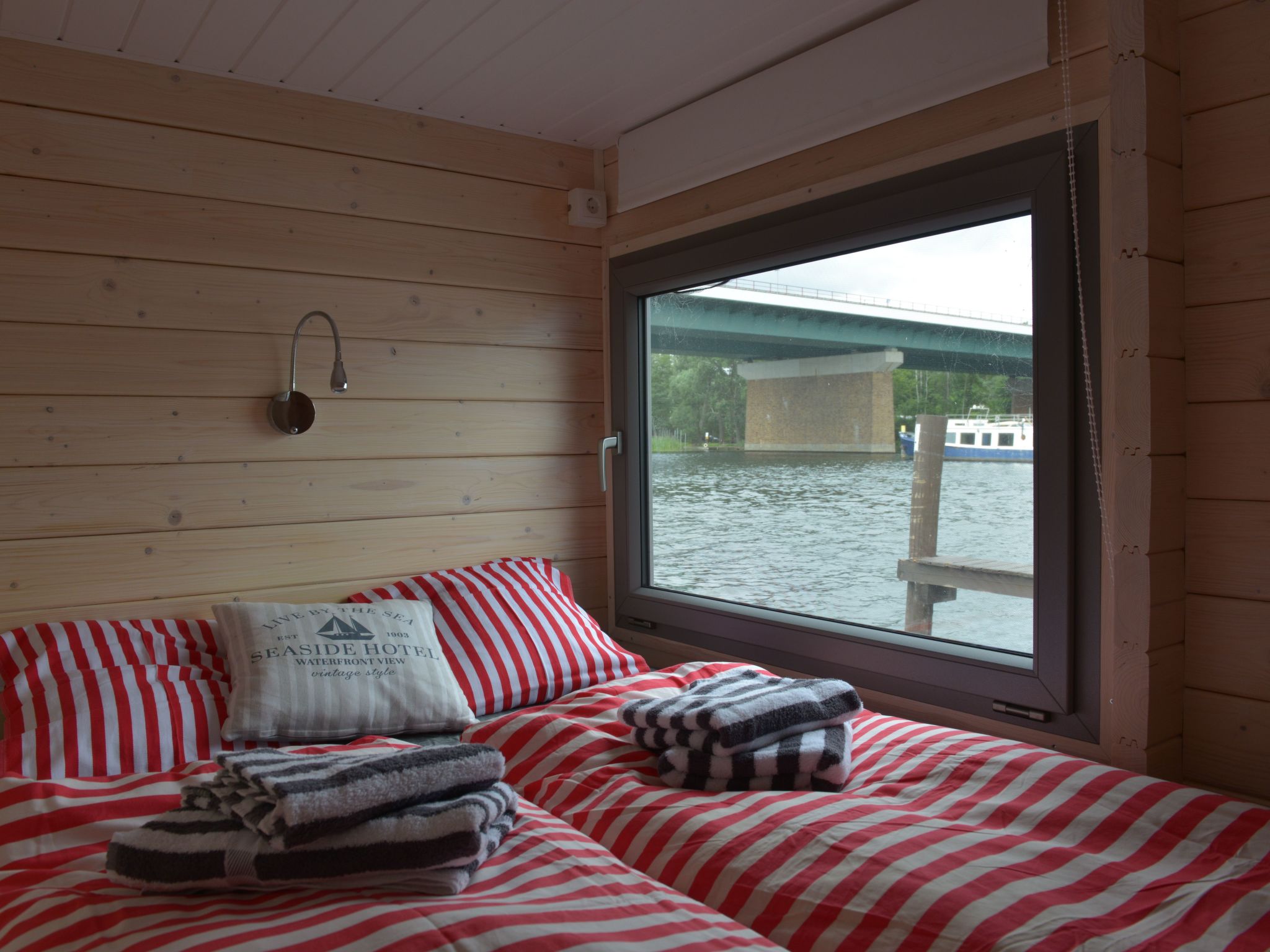 Hausboot NautikHus-Dedans