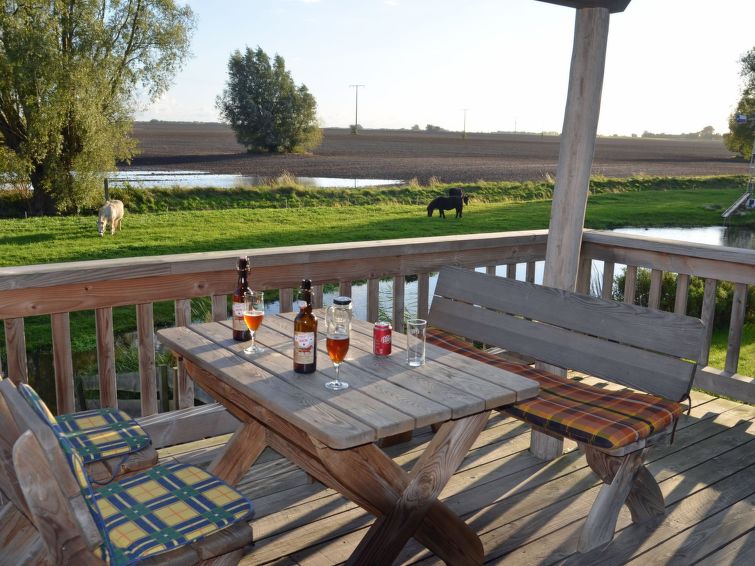 4-persoons vrijstaand vakantiehuis met open haard in Neuendorf in Neuendorf