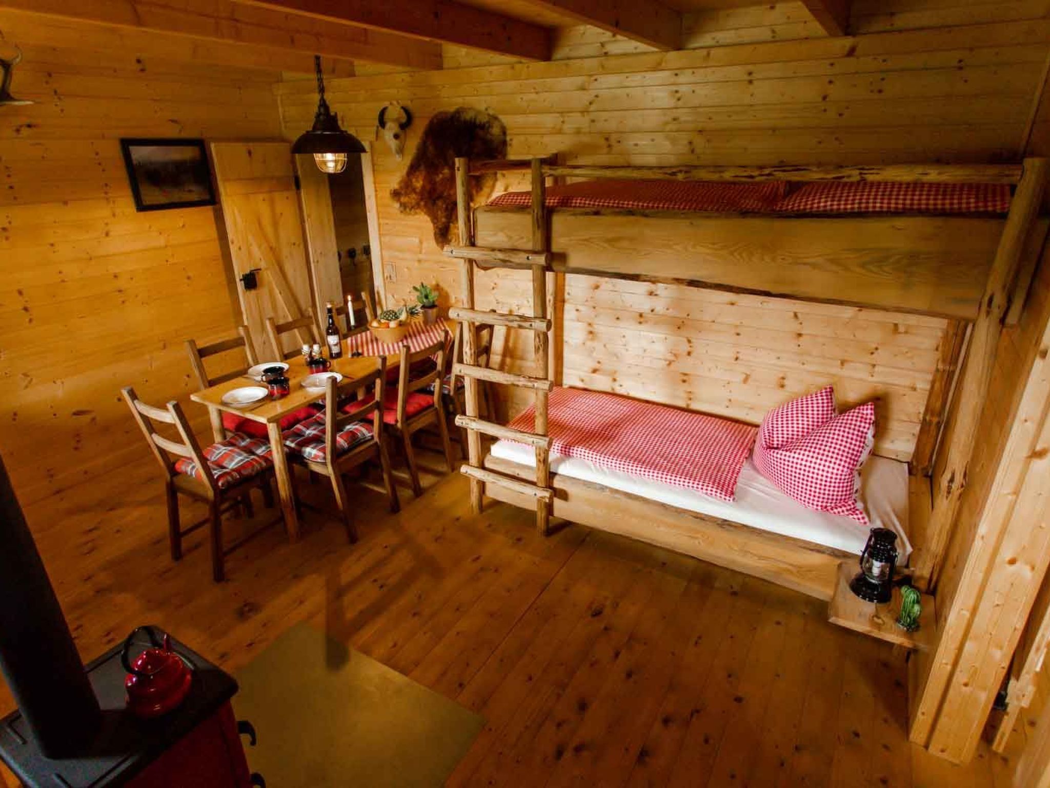 Horse Lake Ranch-Binnen