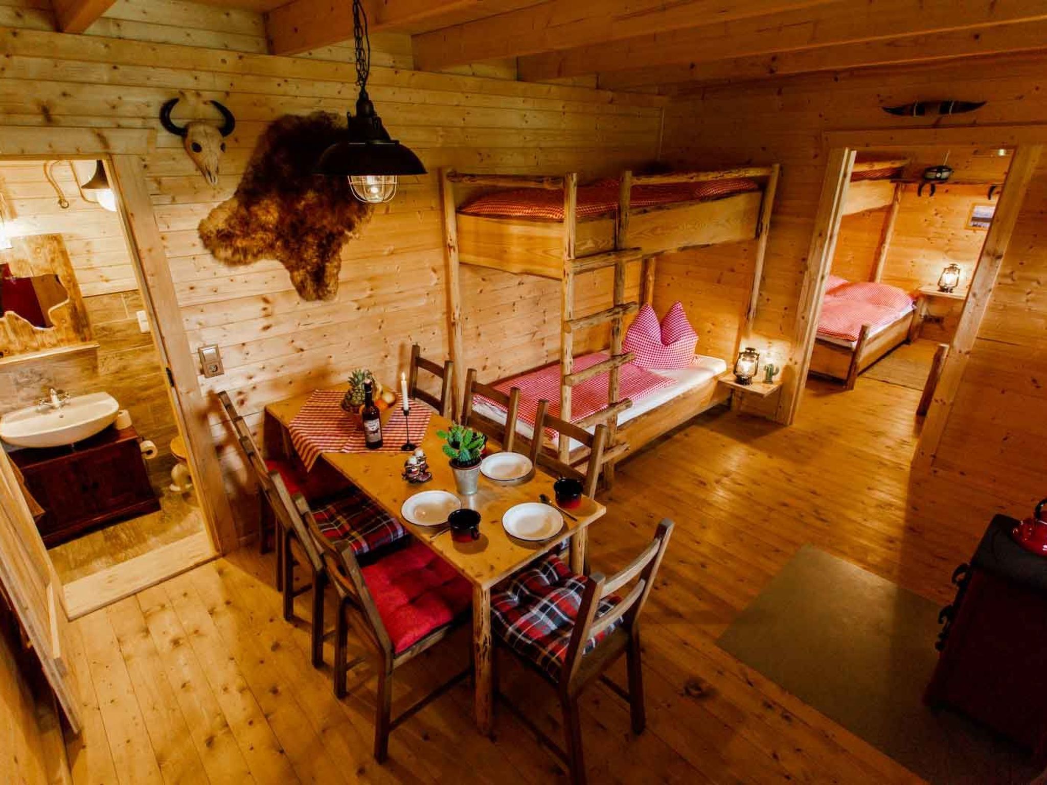 Horse Lake Ranch-Binnen