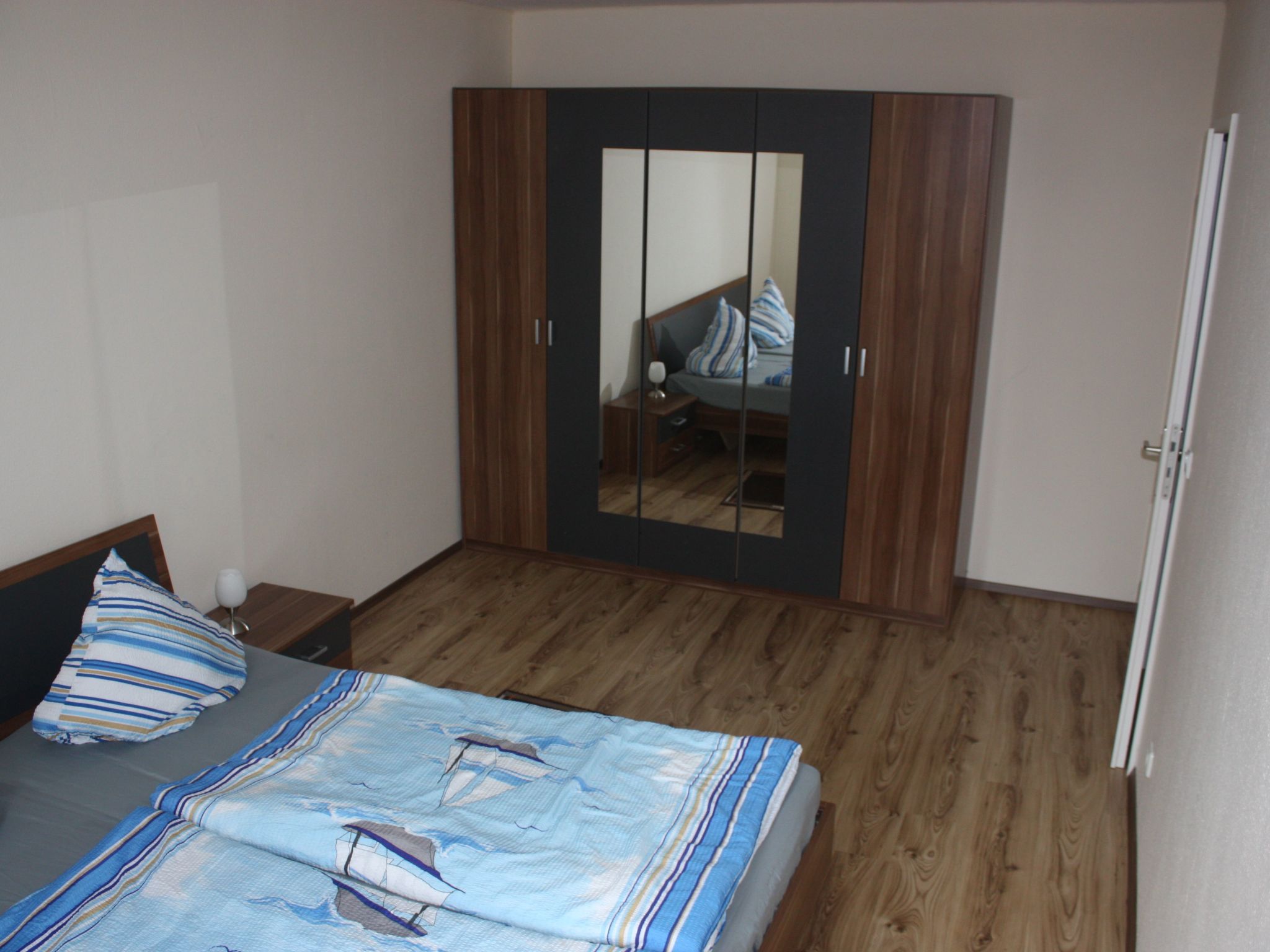 Schwalbe-Image-tags.info