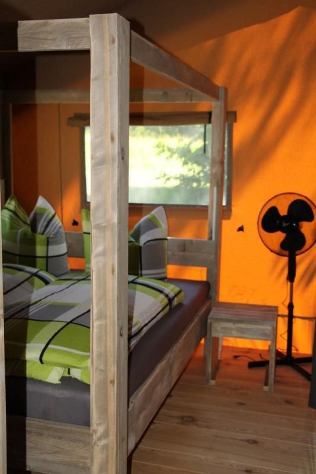 Safarizelt in Hohenlychen mit Garten und Grill