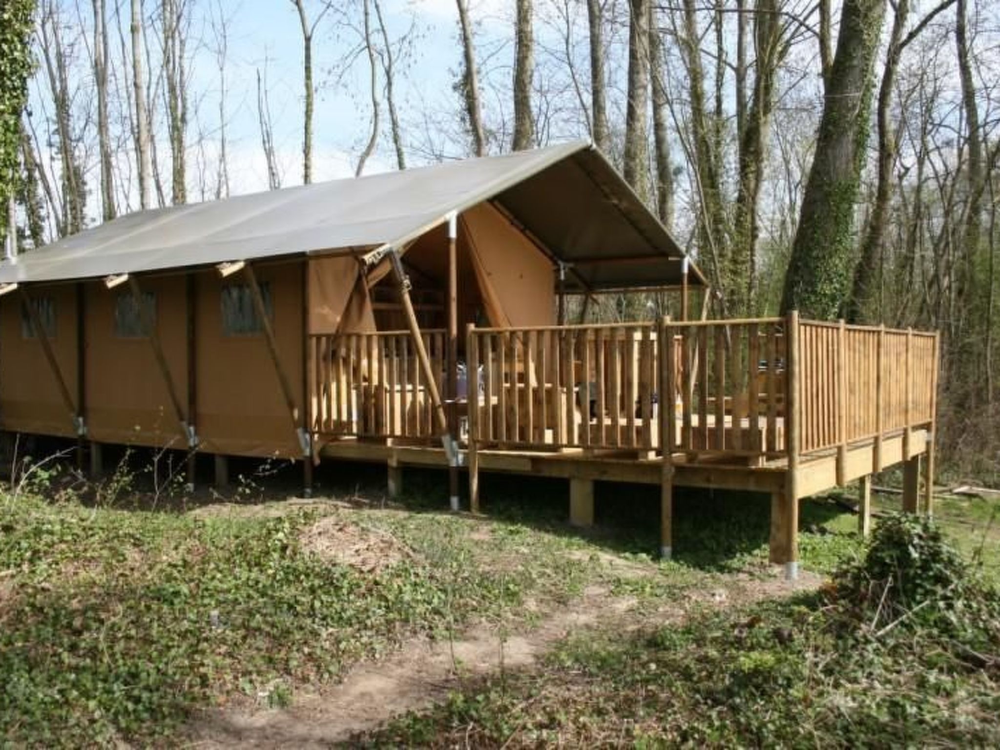 Safarizelt in Hohenlychen mit Garten und Grill-Dedans