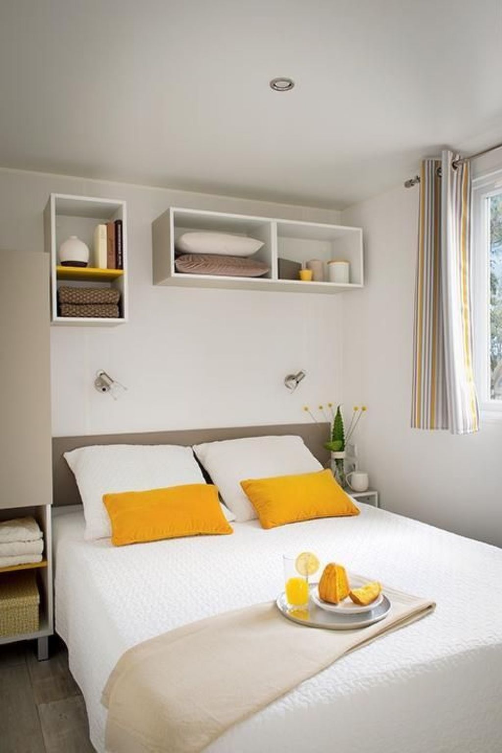 in Hohenlychen mit Grill, Loggia 4