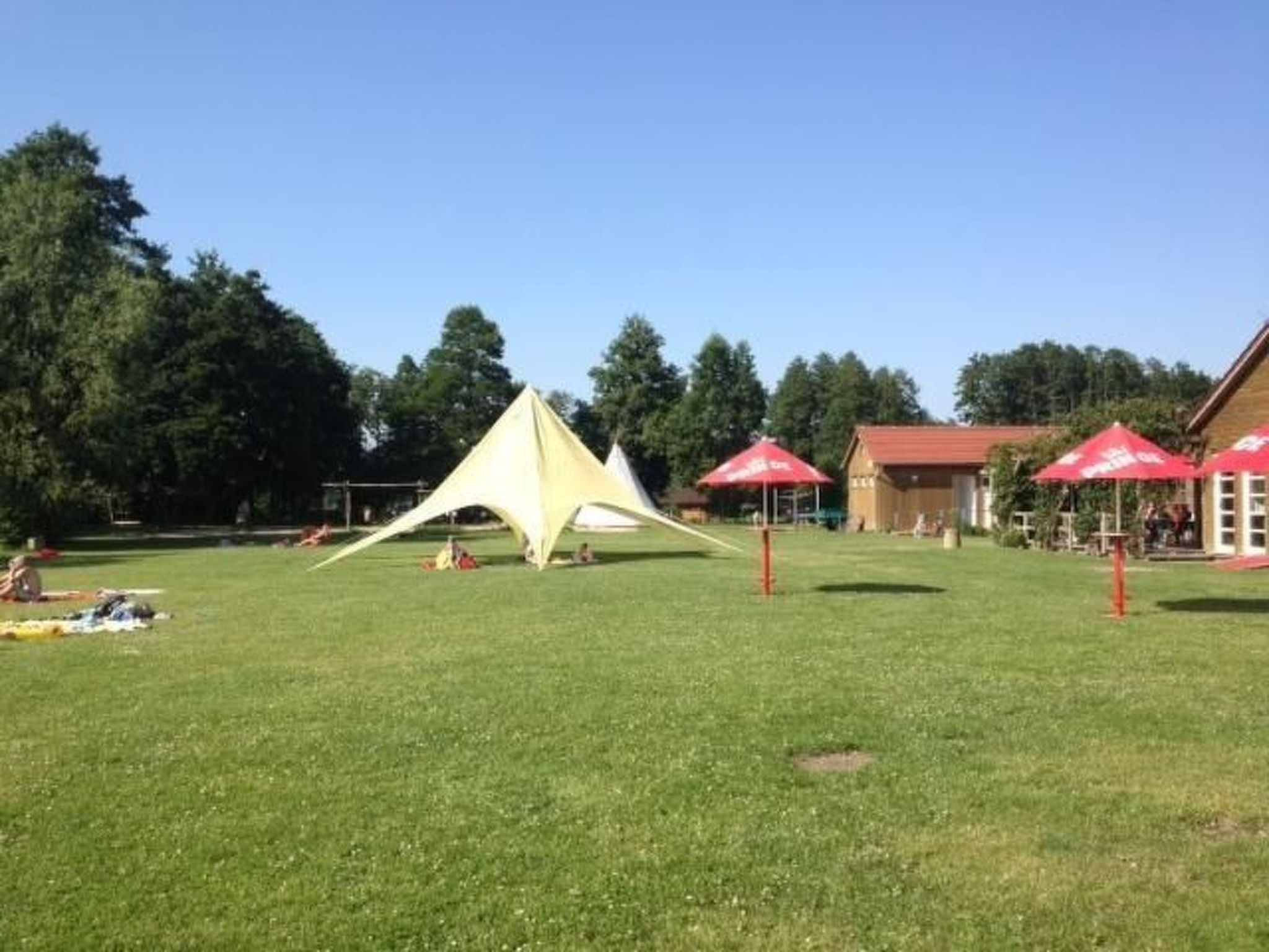 In Hohenlychen mit Grill, Loggia 4-Binnen