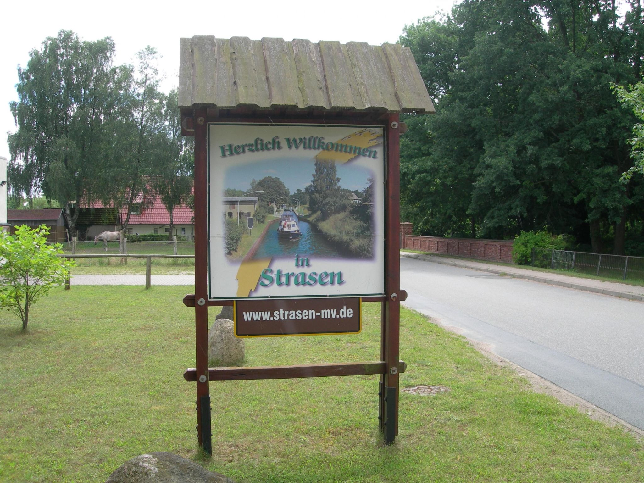 Wasserschleuse in Wesenberg-Strasen-Drinnen