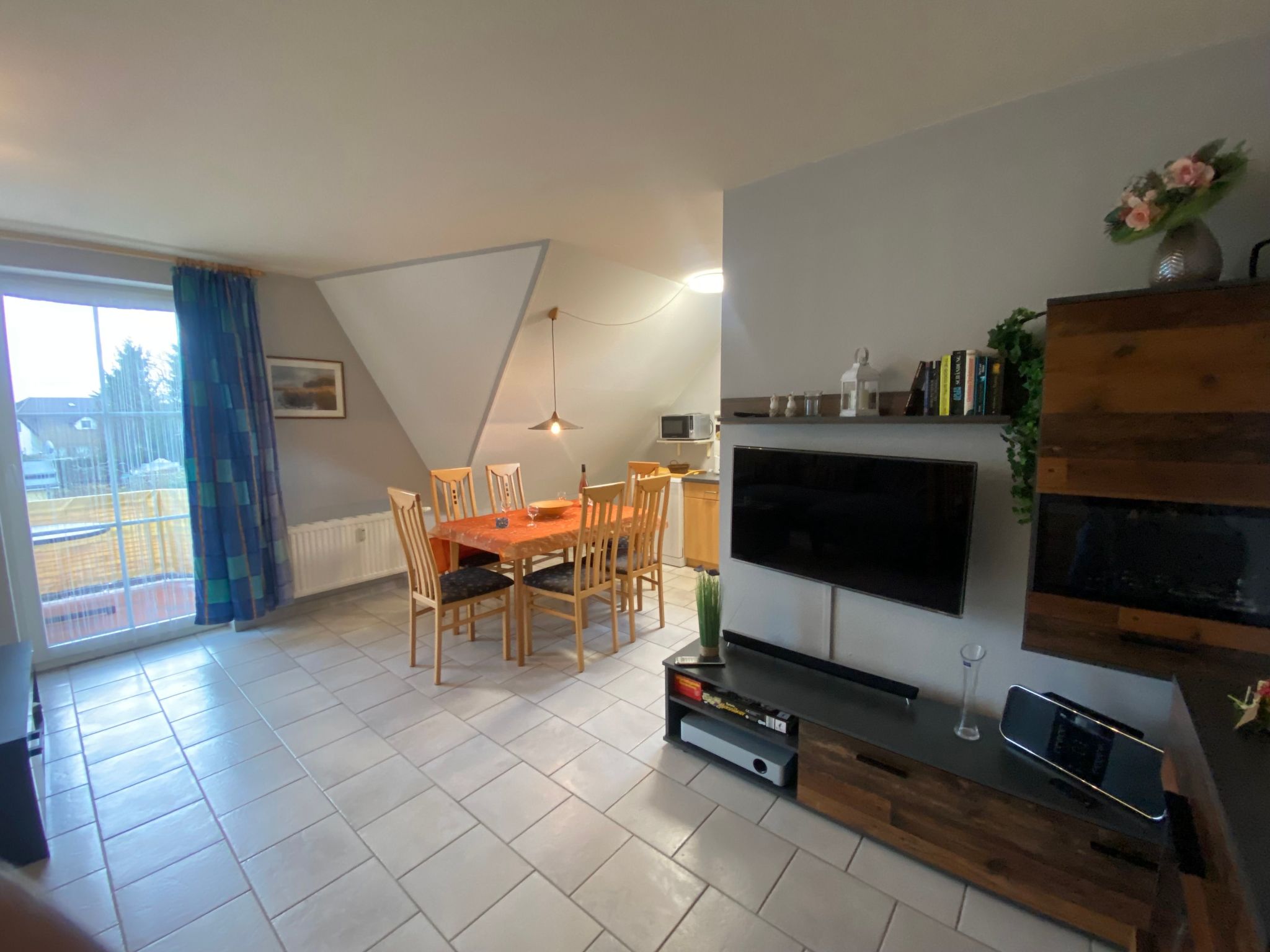 Moderne Wohnung in Karlshagen mit Grill und Garten-Dedans