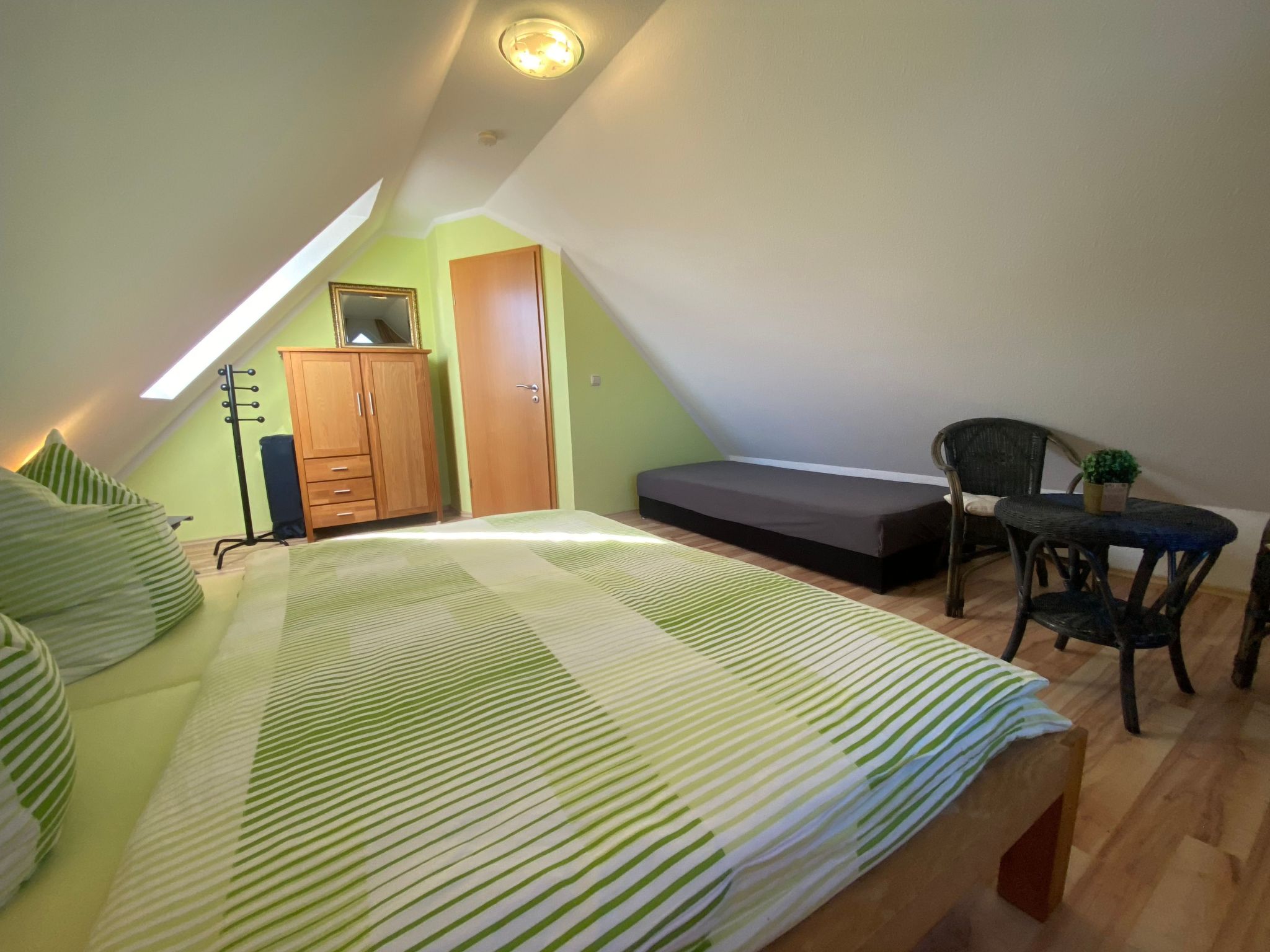 Moderne Wohnung in Karlshagen mit Grill und Garten-Dedans