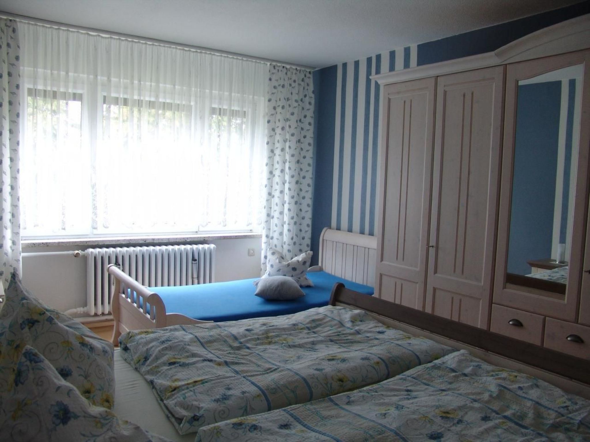 Uns Oellernhuus-Dedans