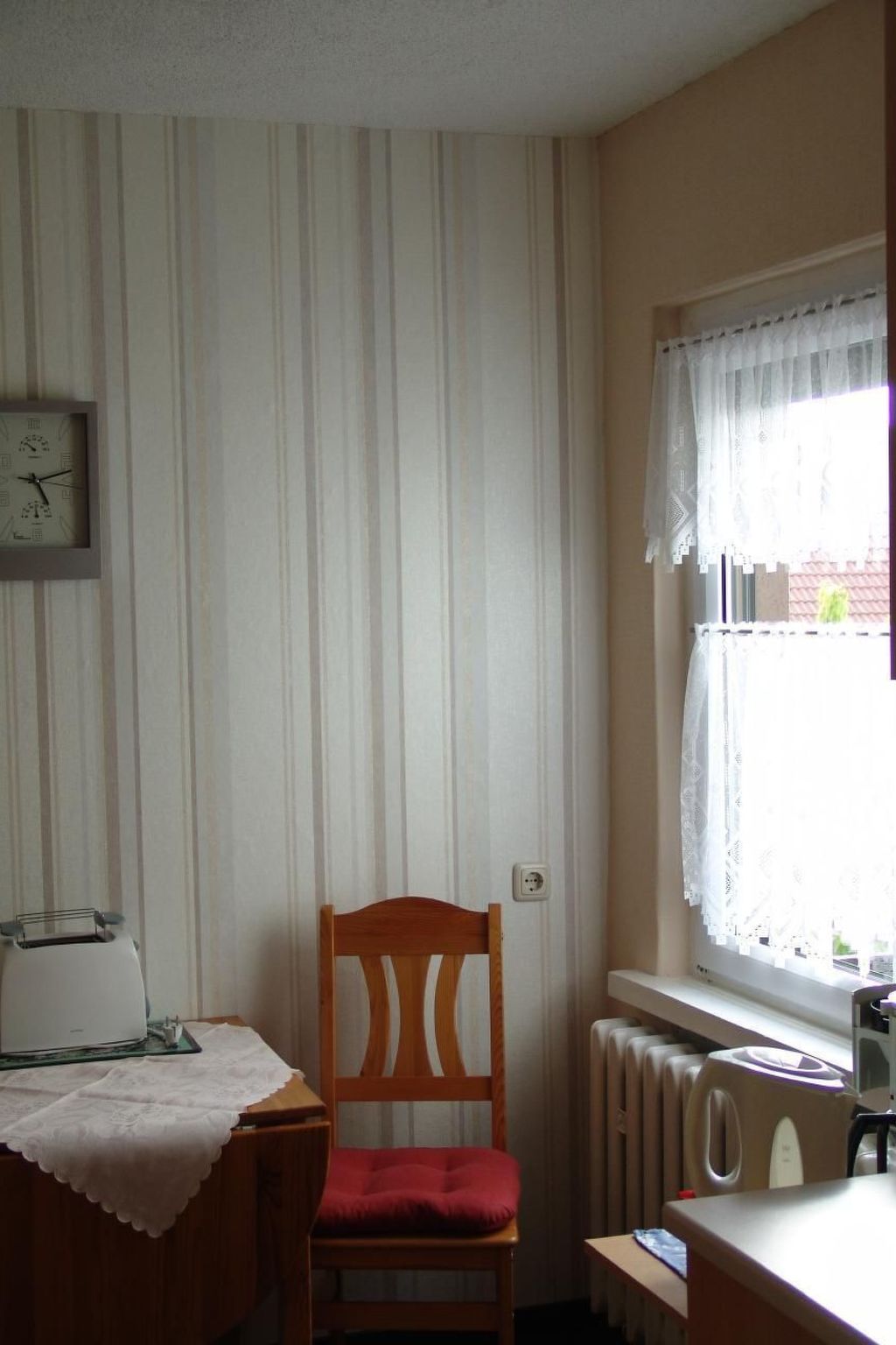 Uns Oellernhuus-Dedans