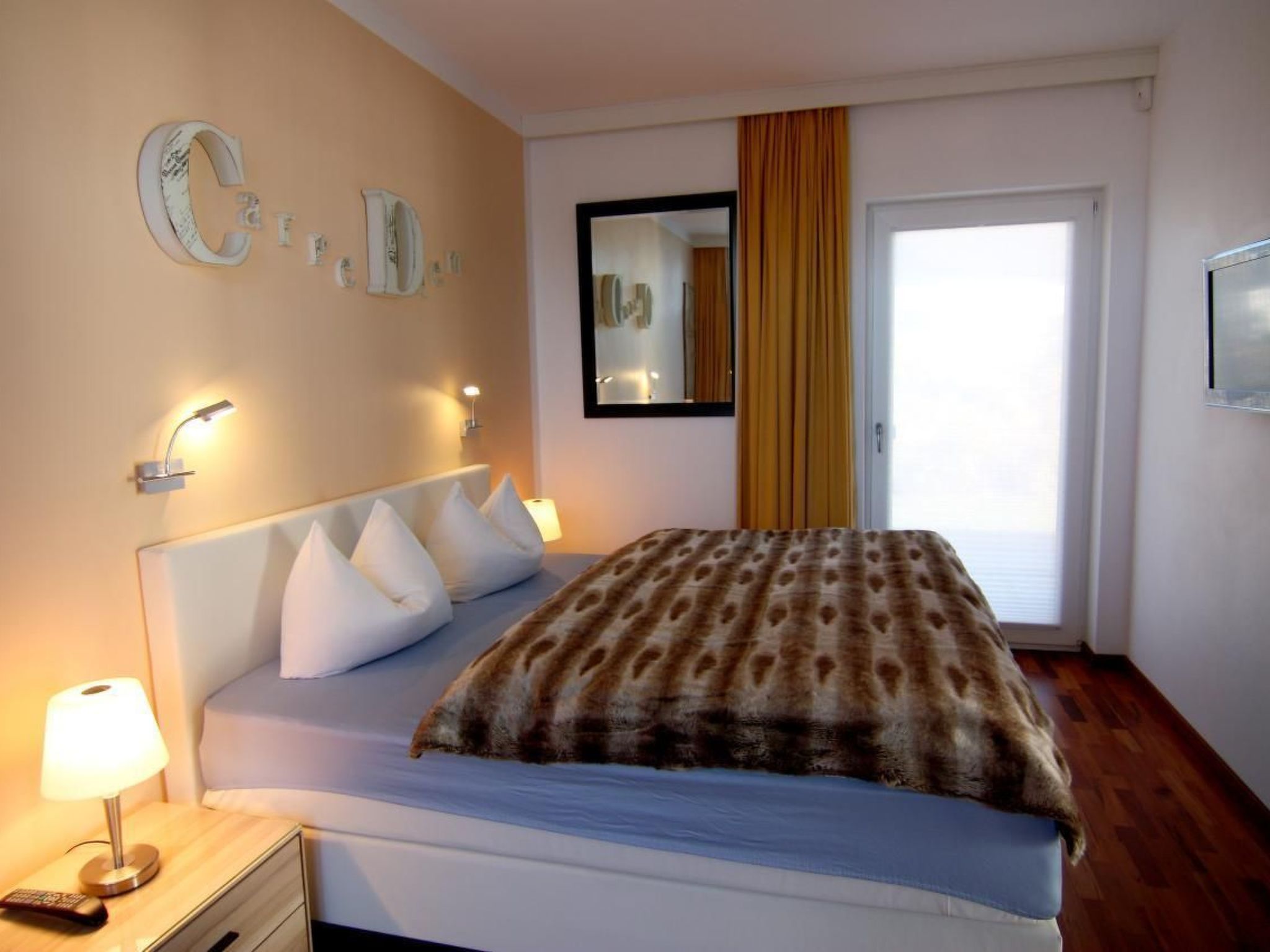 "Haus zum Kapitän"-Binnen