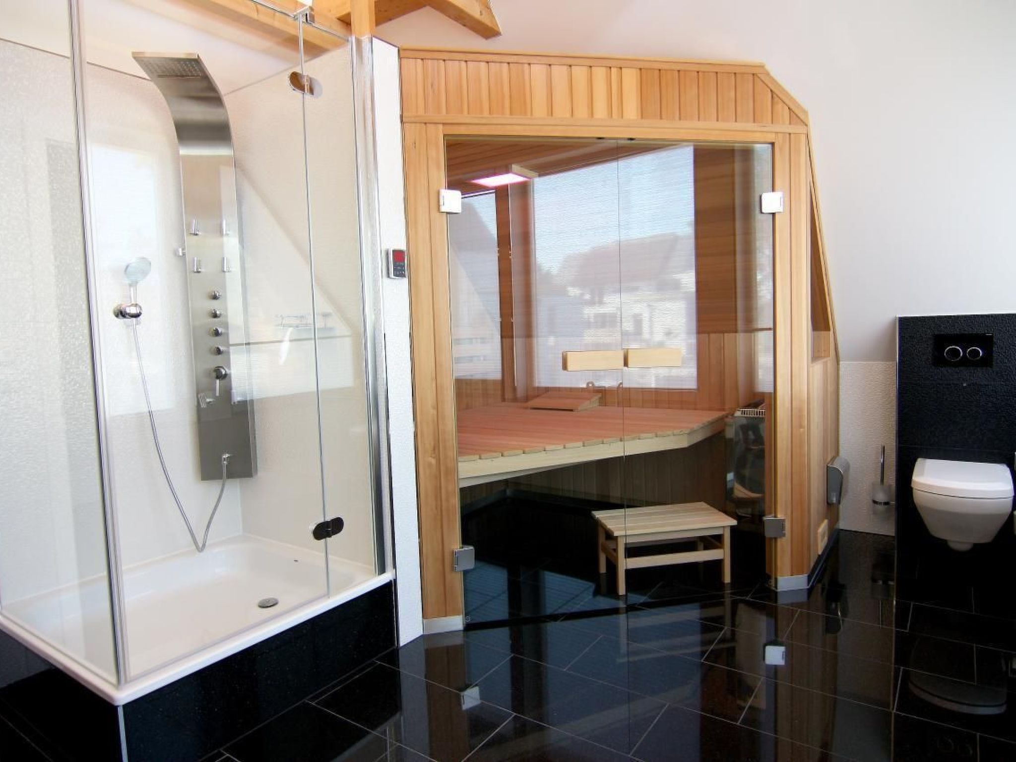 "Haus zum Kapitän"-Binnen