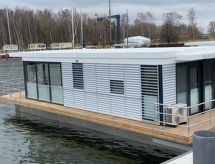 Sealoft Trinity: Luxe drijvend vakantiehuis aan de Oostzee in Karlshagen - thumbnail 4