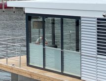 Sealoft Trinity: Luxe drijvend vakantiehuis aan de Oostzee in Karlshagen - thumbnail 6