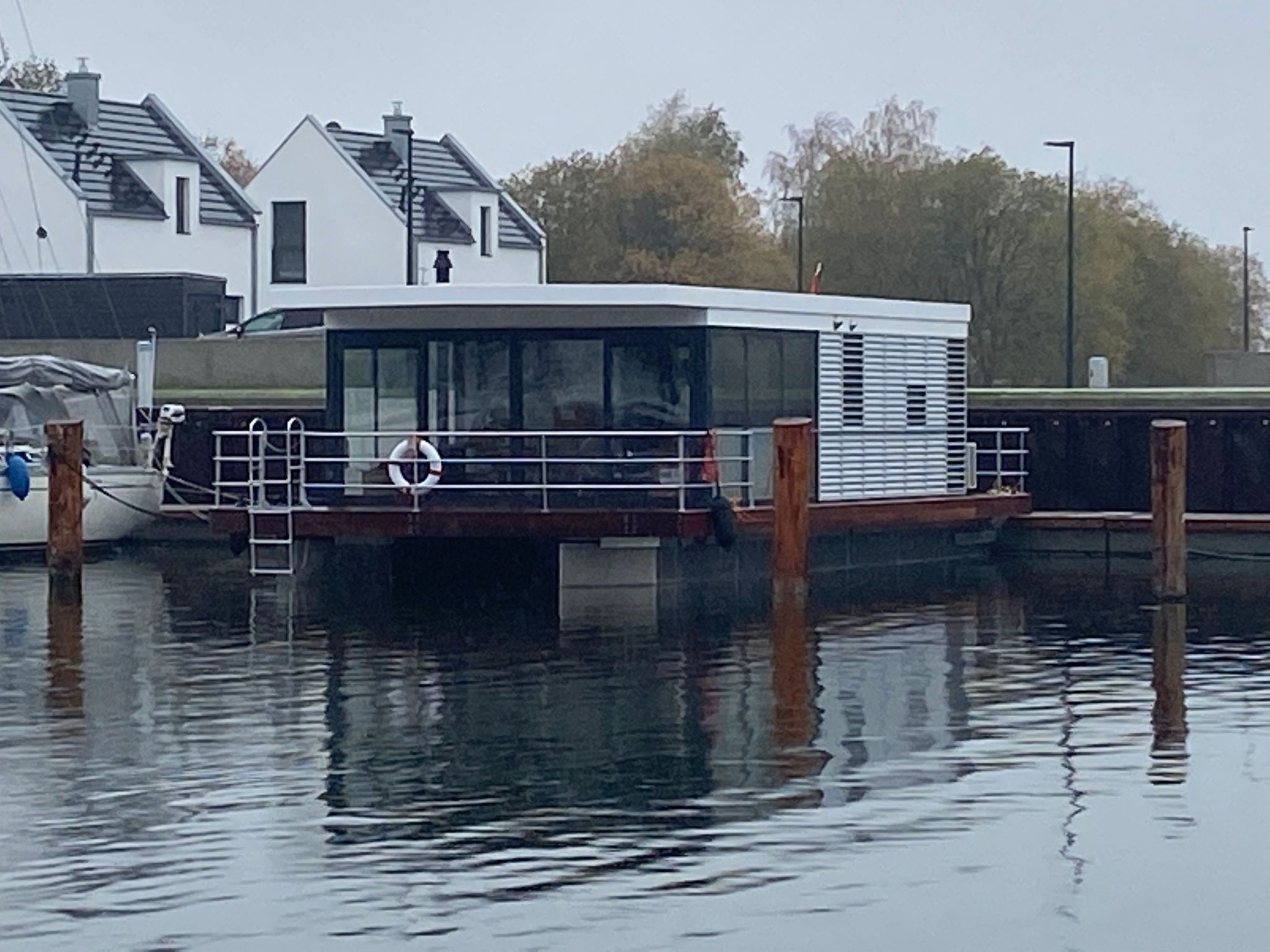 Sealoft auf der Ostsee Floatinghouse Trinity-Image-tags.info