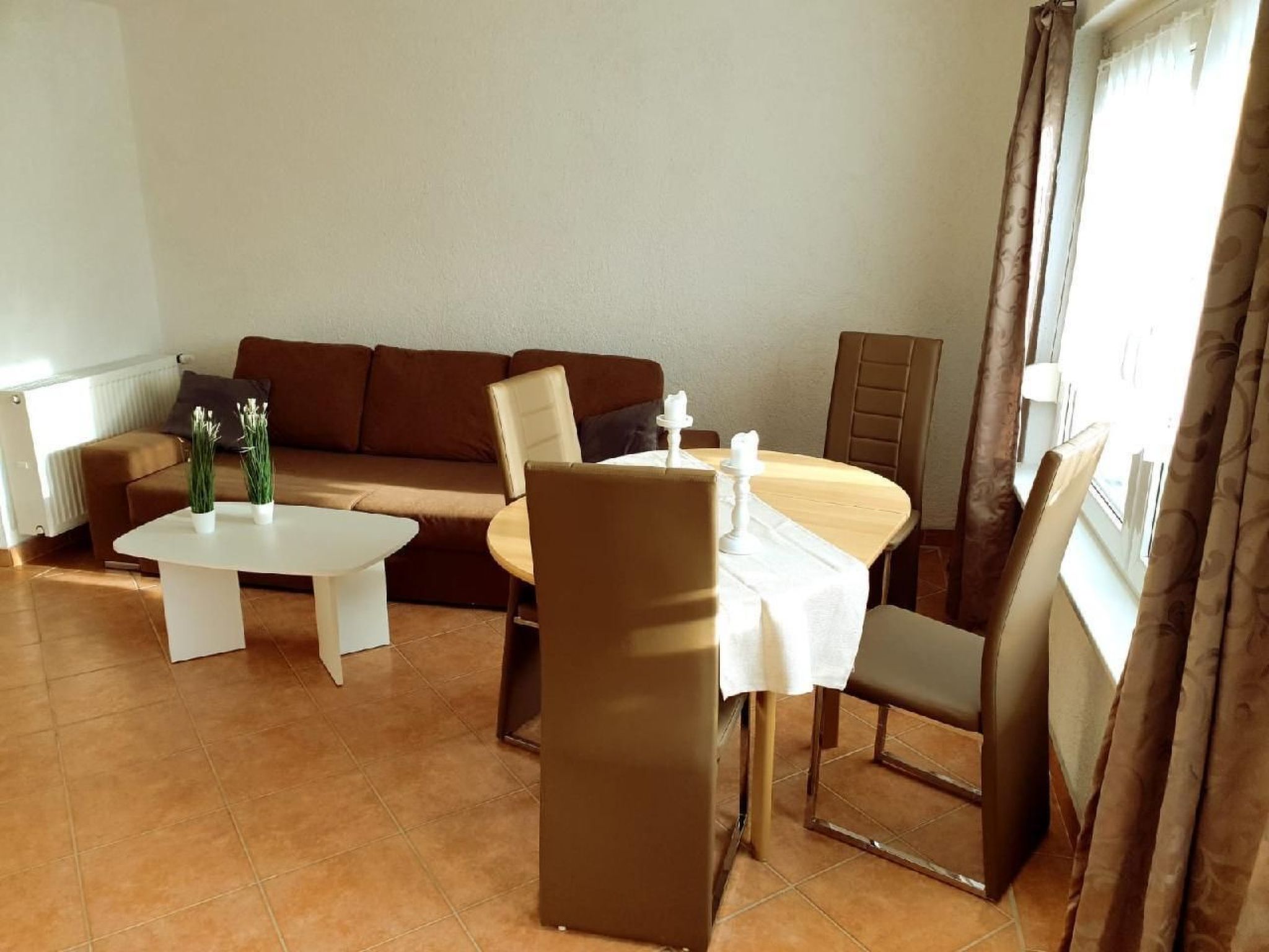 In Tarnewitz mit Terrasse und Grill-Image-tags.info