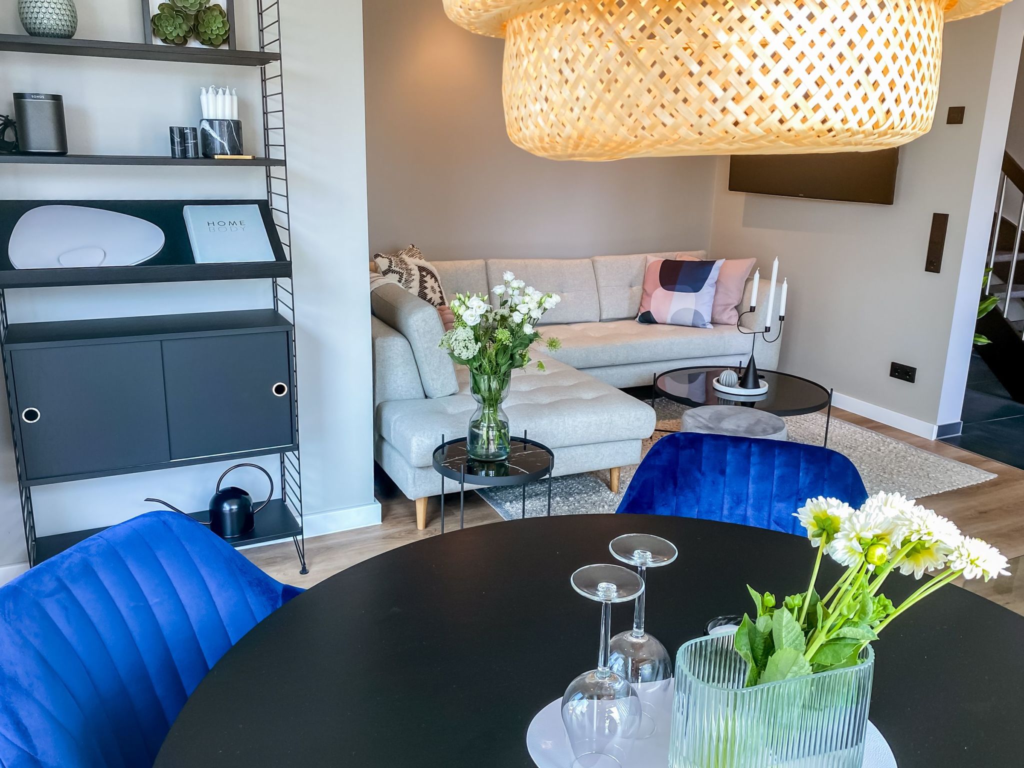 Modernes Ferienhaus mit Sauna, Seeblick, Dachterrasse und Garten-Image-tags.info