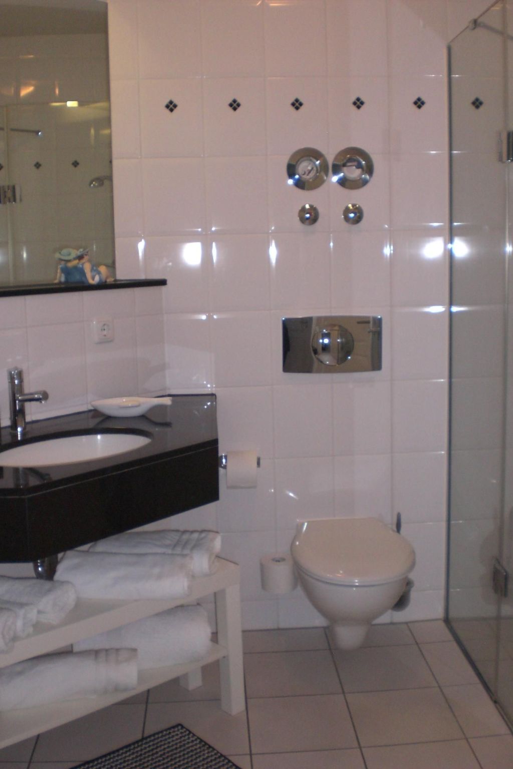 Helle Ferienwohnung mit Wellnesslandschaft-Binnen