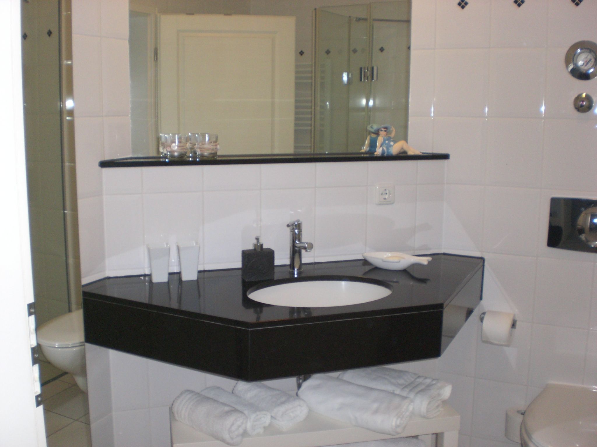 Helle Ferienwohnung mit Wellnesslandschaft-Binnen