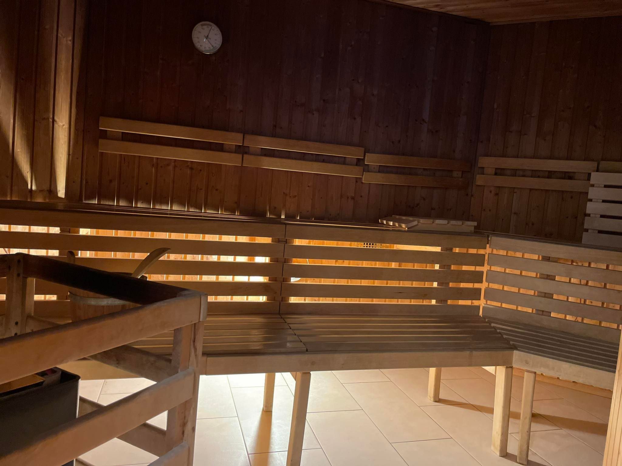 Helle Ferienwohnung mit Wellnesslandschaft-Binnen