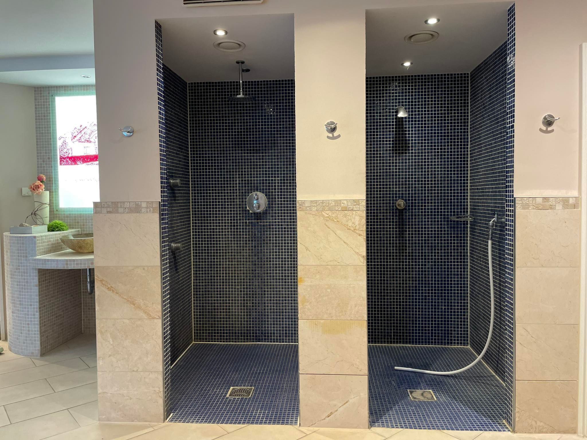 Helle Ferienwohnung mit Wellnesslandschaft-Binnen