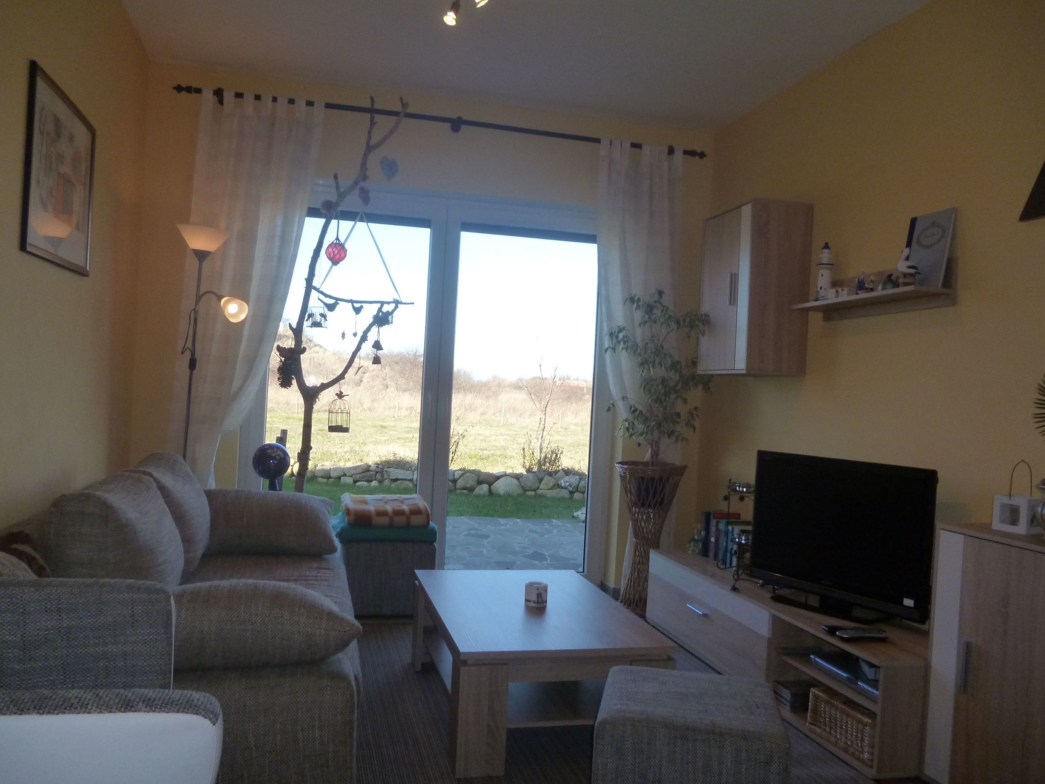 Moderne Erdgeschosswohnung mit Blick auf Hiddensee-Binnen