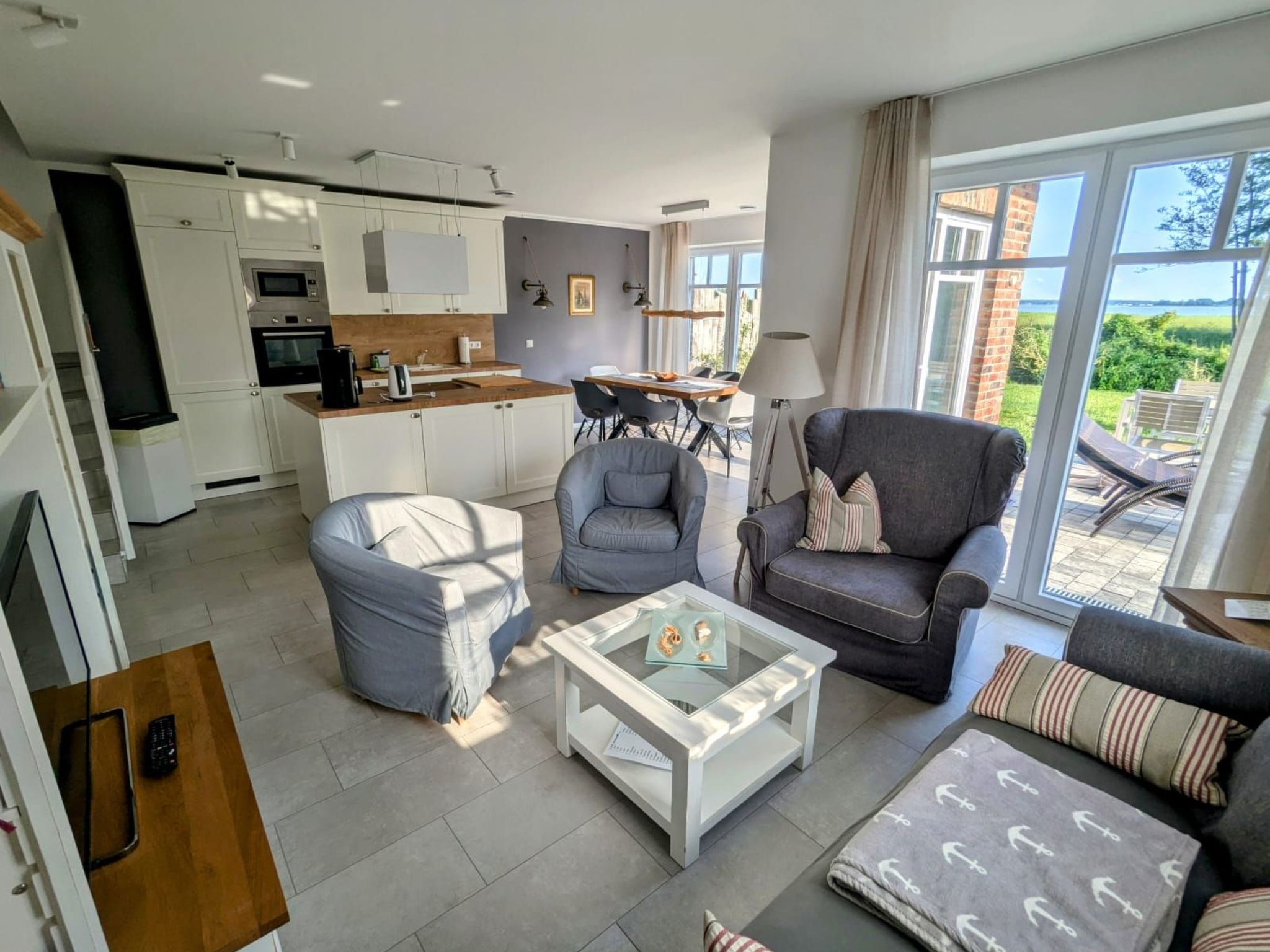 Admiral's Corner Luv-Binnen