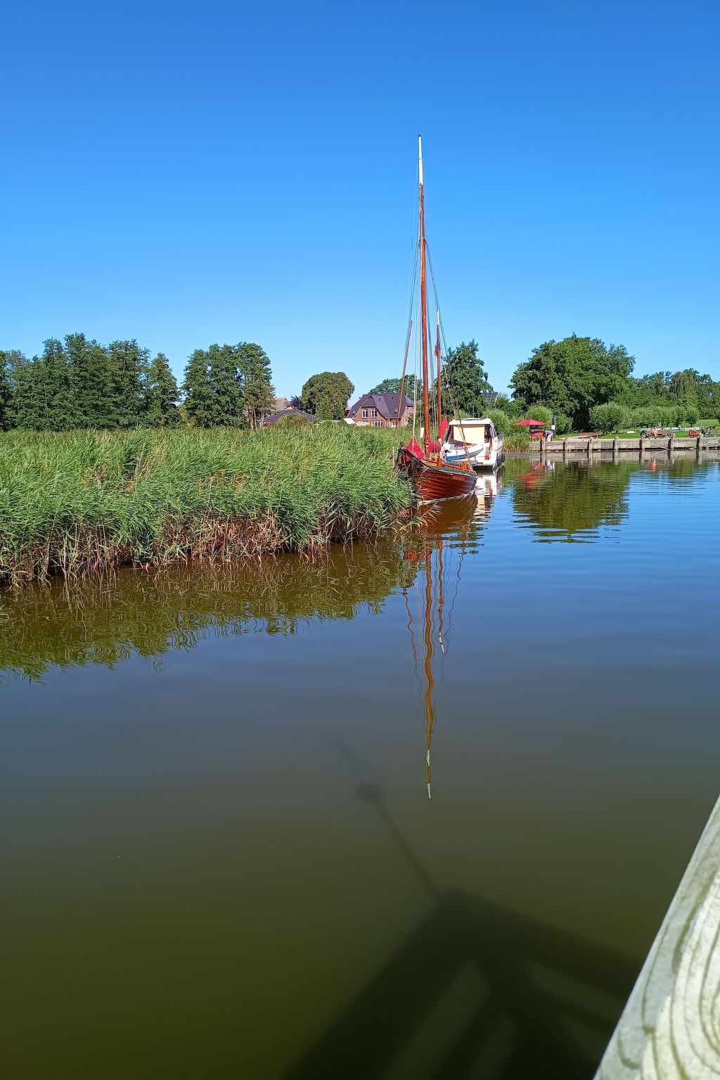 Admiral's Corner Luv-Binnen