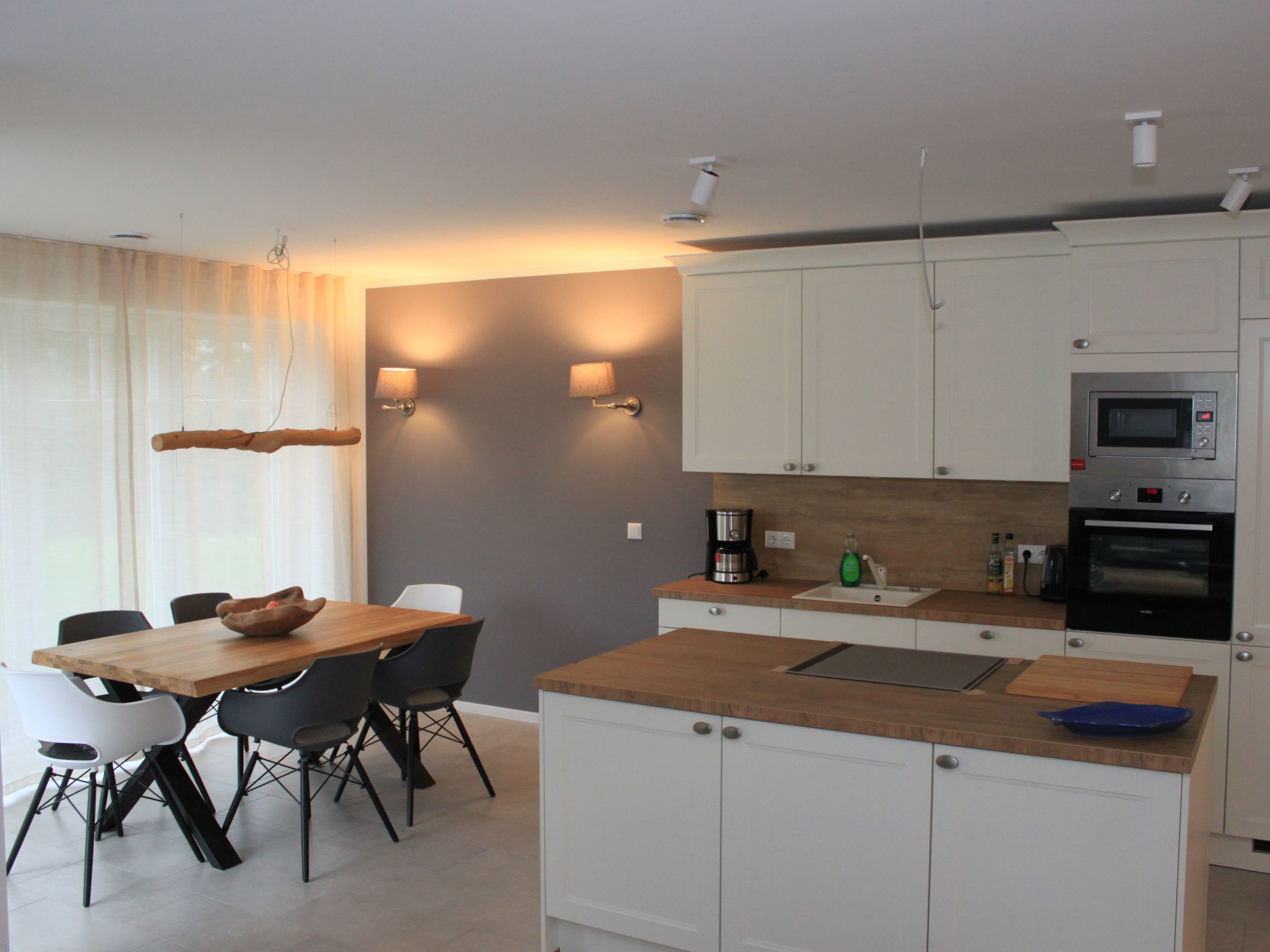 Admiral's Corner Lee-Binnen