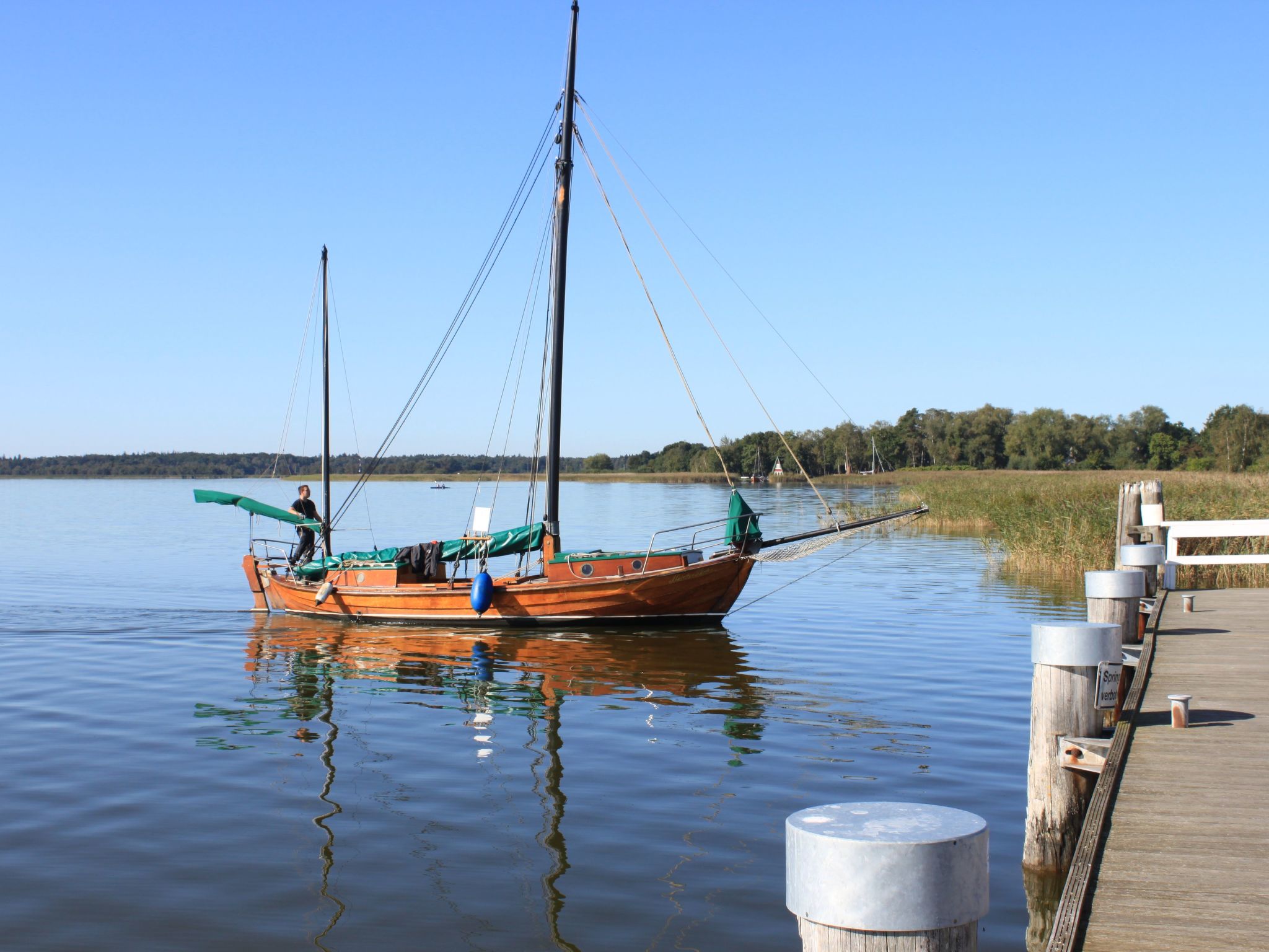 Admiral's Corner Lee-Binnen