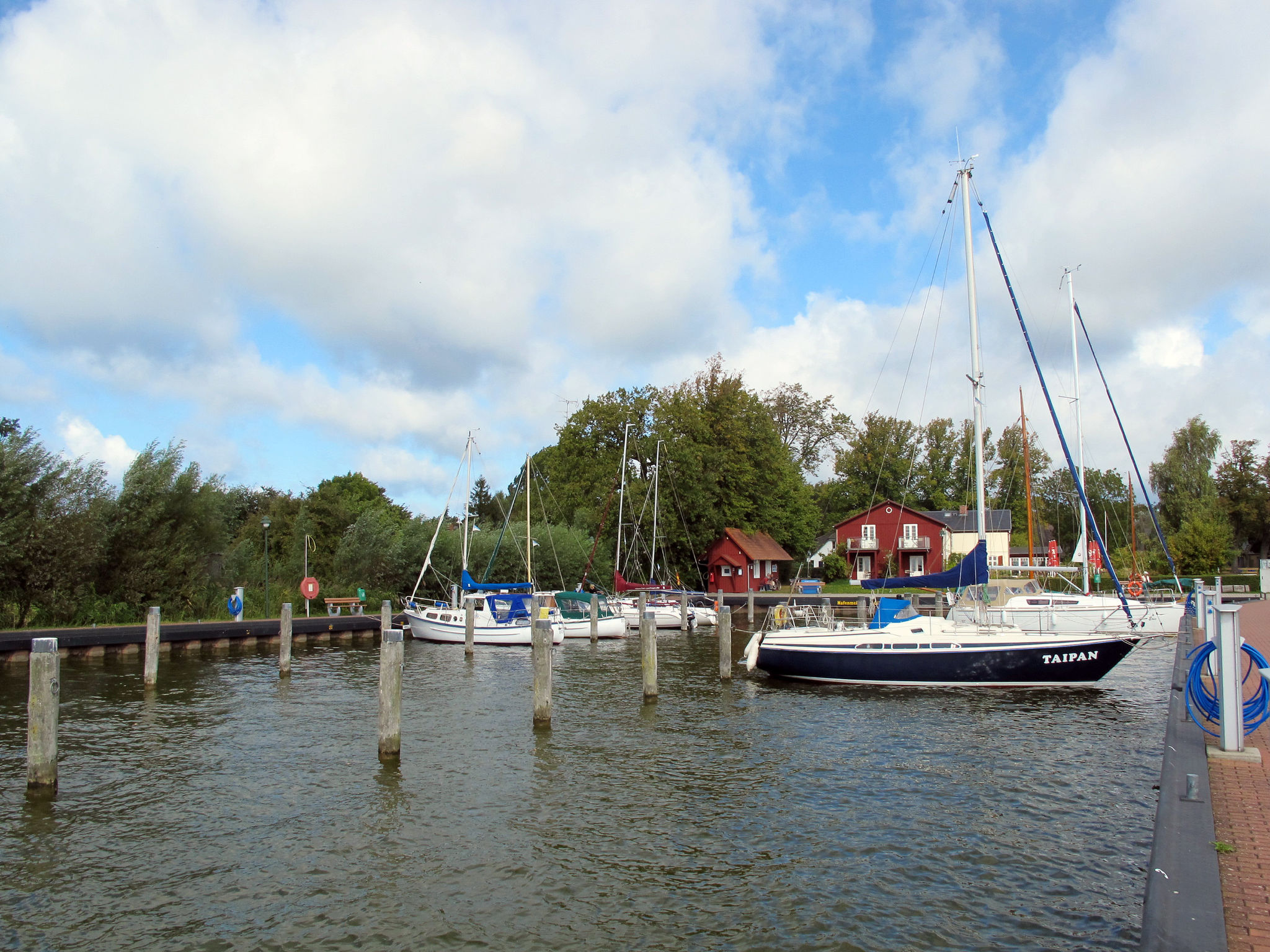 Admiral's Corner Lee-Omgeving