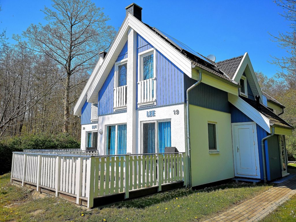Feriehus Strandhaus LEE Sauna Kamin Wlan Breege (1)