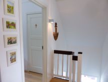 Komfortables Ferienhaus in Breege mit Sauna – 300 m zum Meer - thumbnail 4