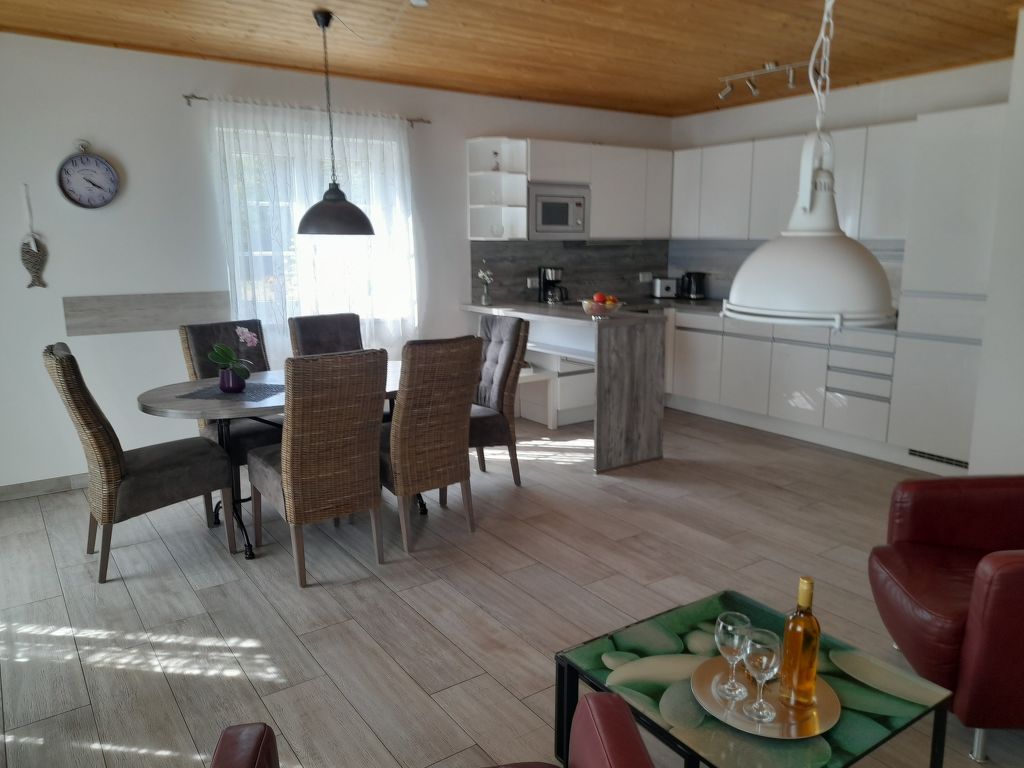 Feriehus Haus Sanddorn Altefähr (5)