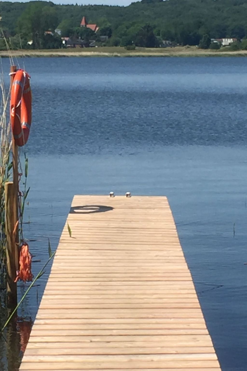 Schöne Wohnung mit Seeblick und drei Balkonen-Binnen