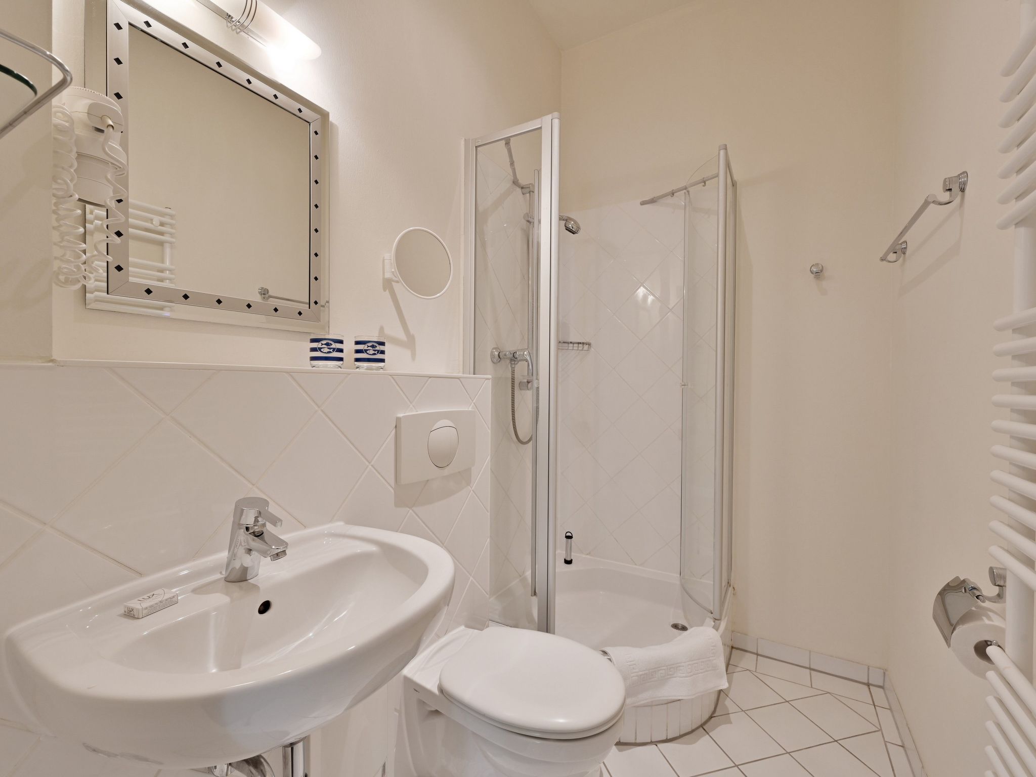 Villa Celia Sellin-Image-tags.info