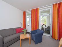 Villa Celia: Vrijstaand vakantiehuis op 200m van zee en meer in Sellin, Rügen - thumbnail 4
