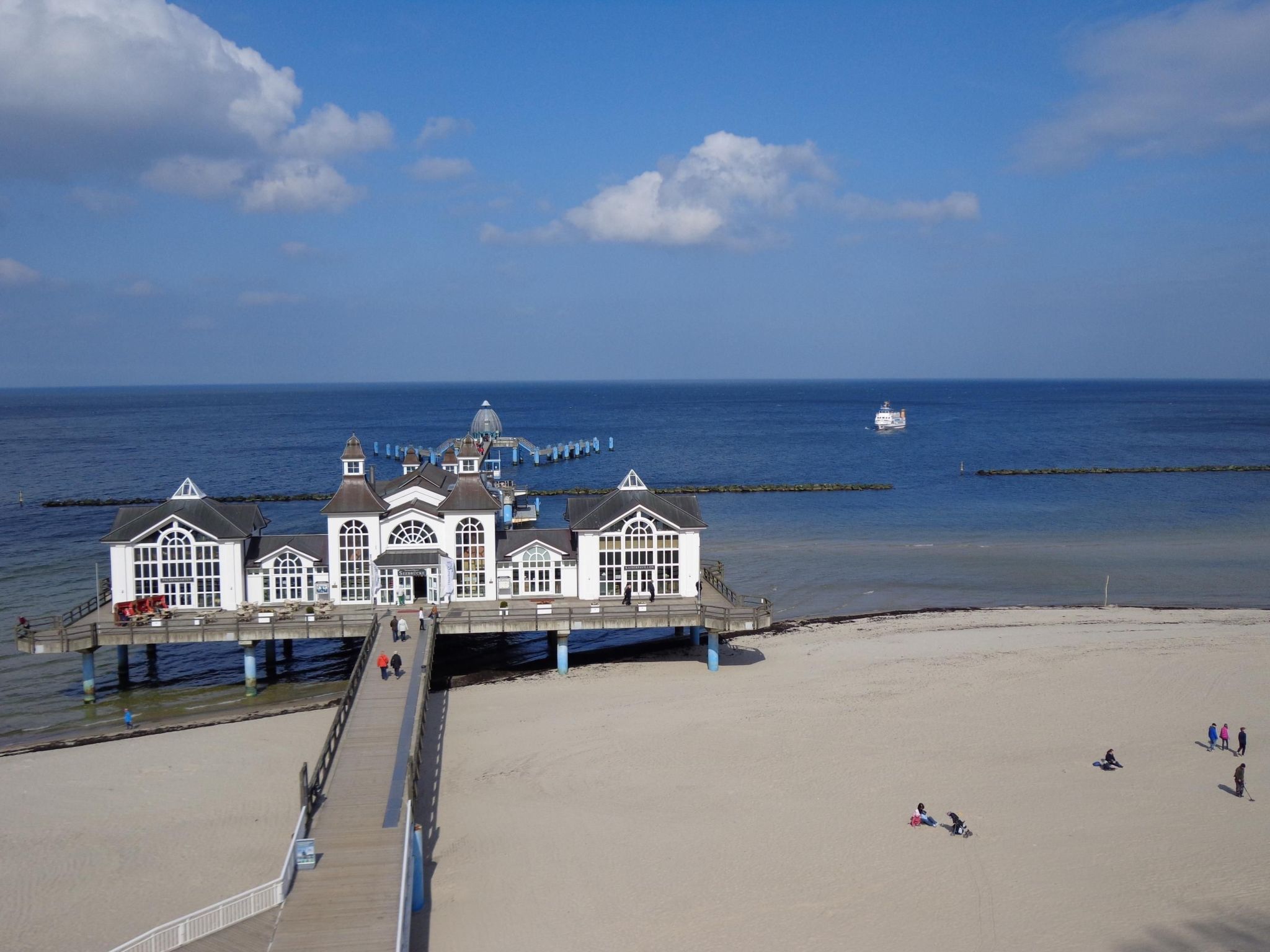 Mit Balkon in Strandnähe-Binnen