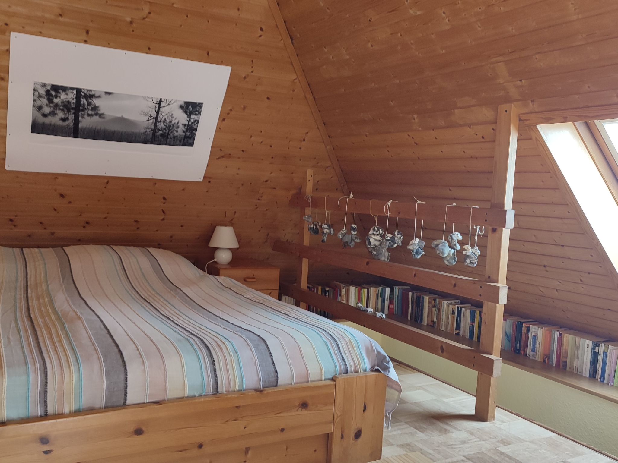 Melkhus-Image-tags.info