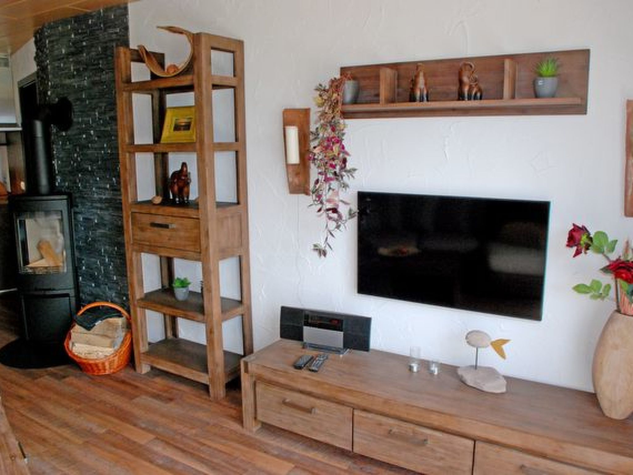 Ferienbungalow mit Terrasse und Seeblick in Sellin-Binnen