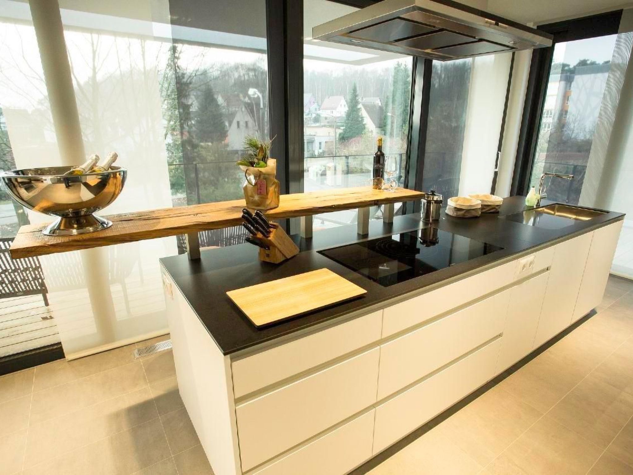 In Sellin mit Terrasse, Grill und Garten-Image-tags.info