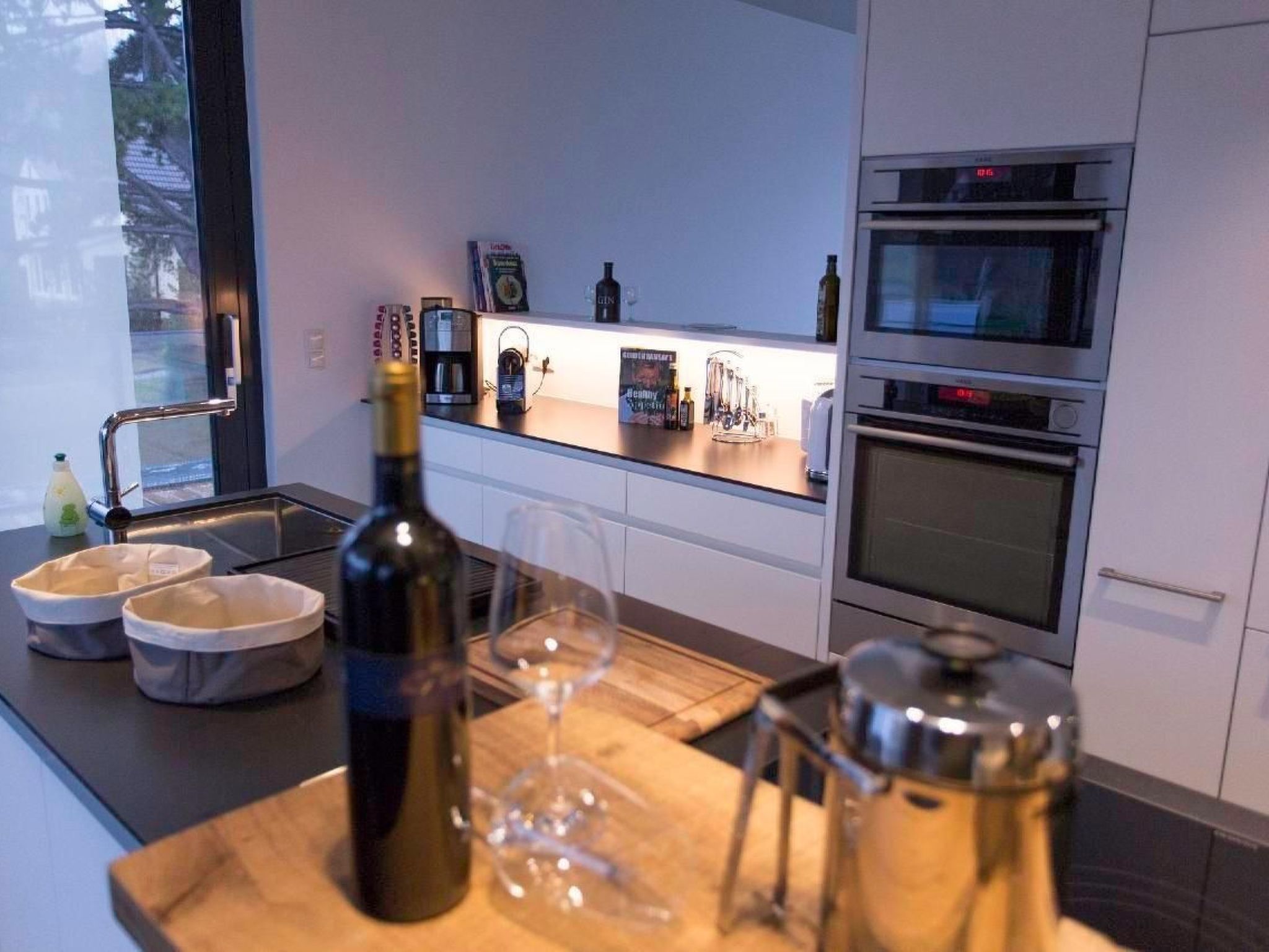 In Sellin mit Terrasse, Grill und Garten-Image-tags.info