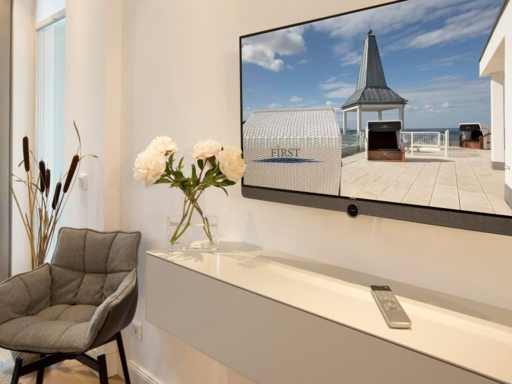 East Cloud-Image-tags.info