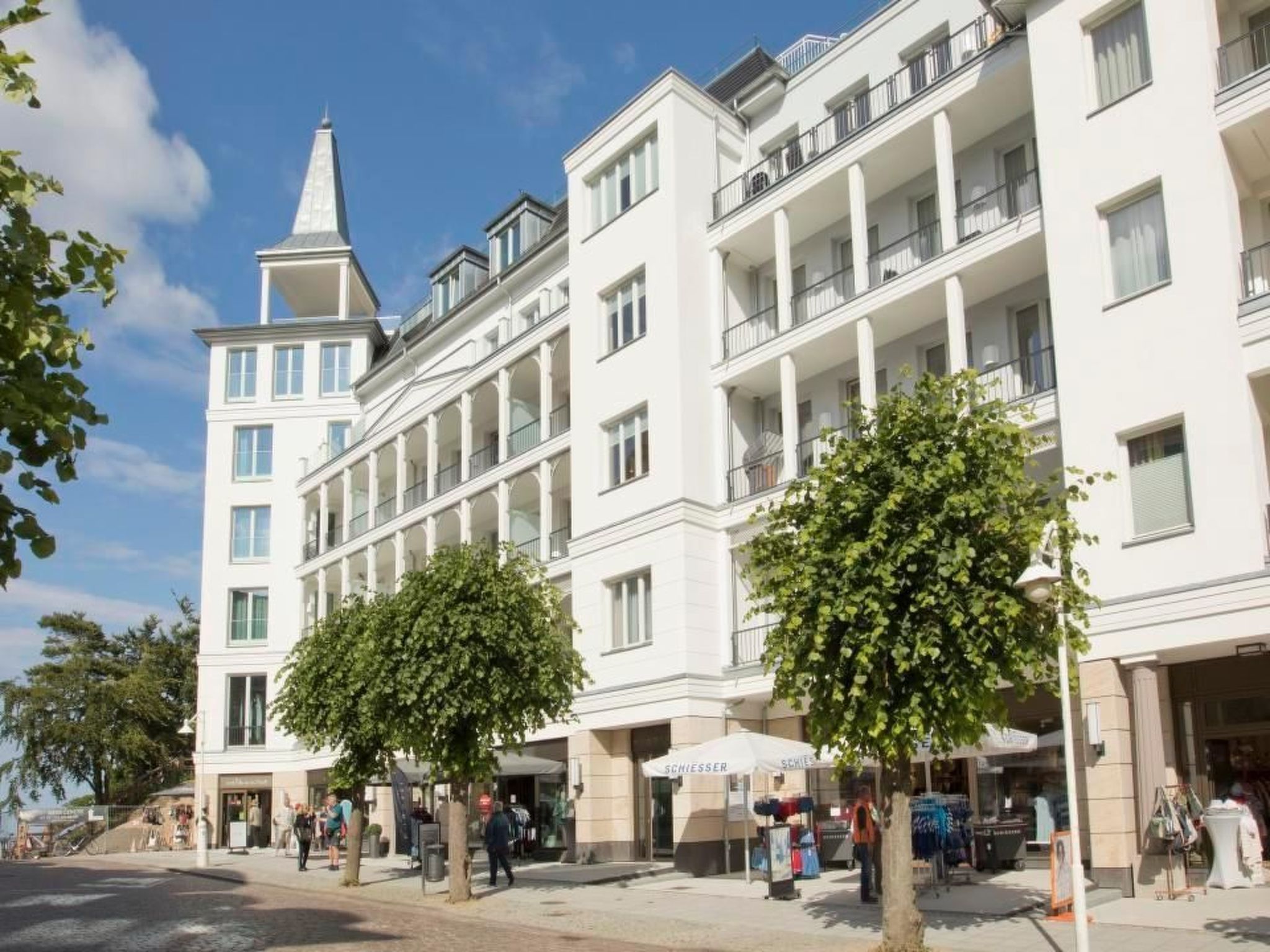 East Cloud-Image-tags.info