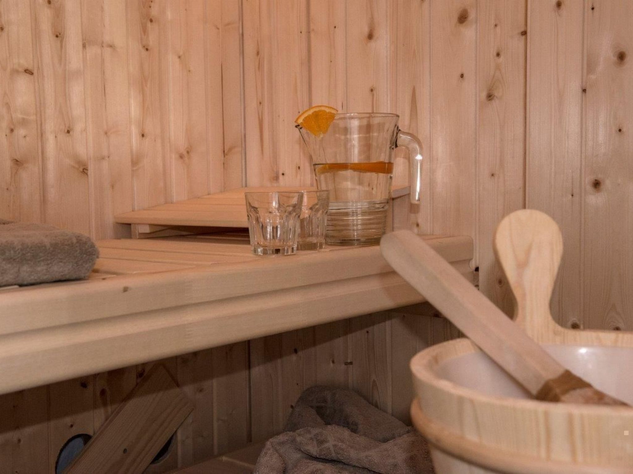 In Ummanz mit Sauna, Garten und Grill-Inside