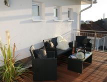 Villa Kiek ut: Vrijstaande wellnessvilla op 500m van de Oostzee op Rügen - thumbnail 5