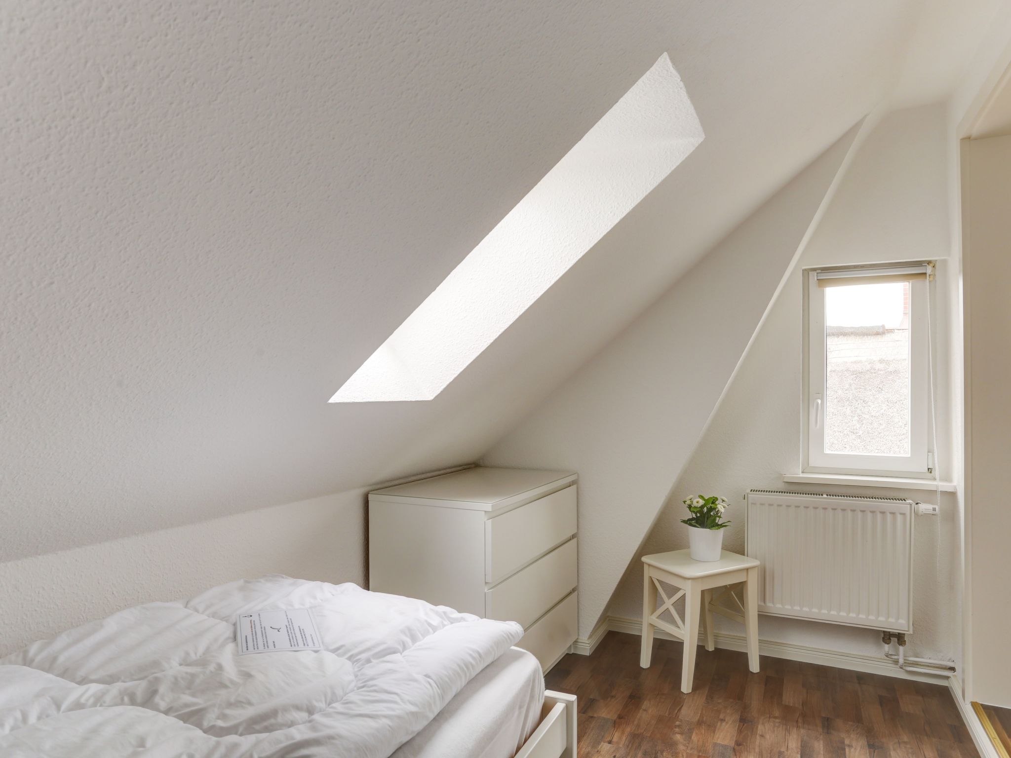 Wohnung für sechs Personen im Dachgeschoss-Image-tags.info