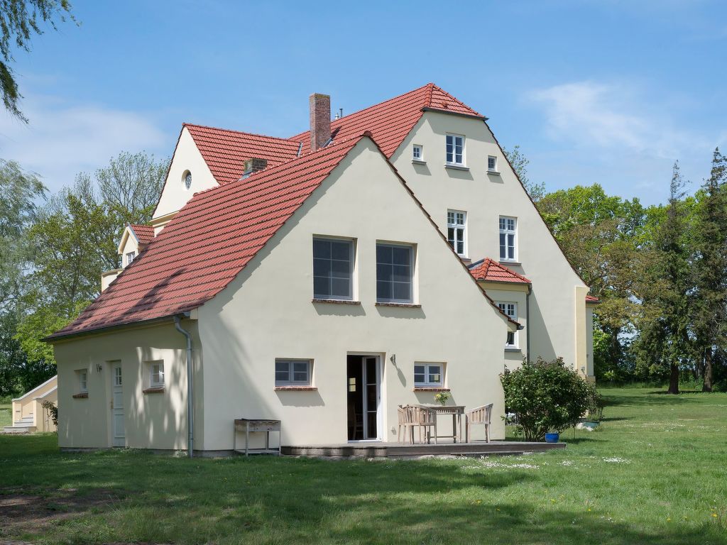 Feriehus Remise in Neuenkirchen Gingst (1)